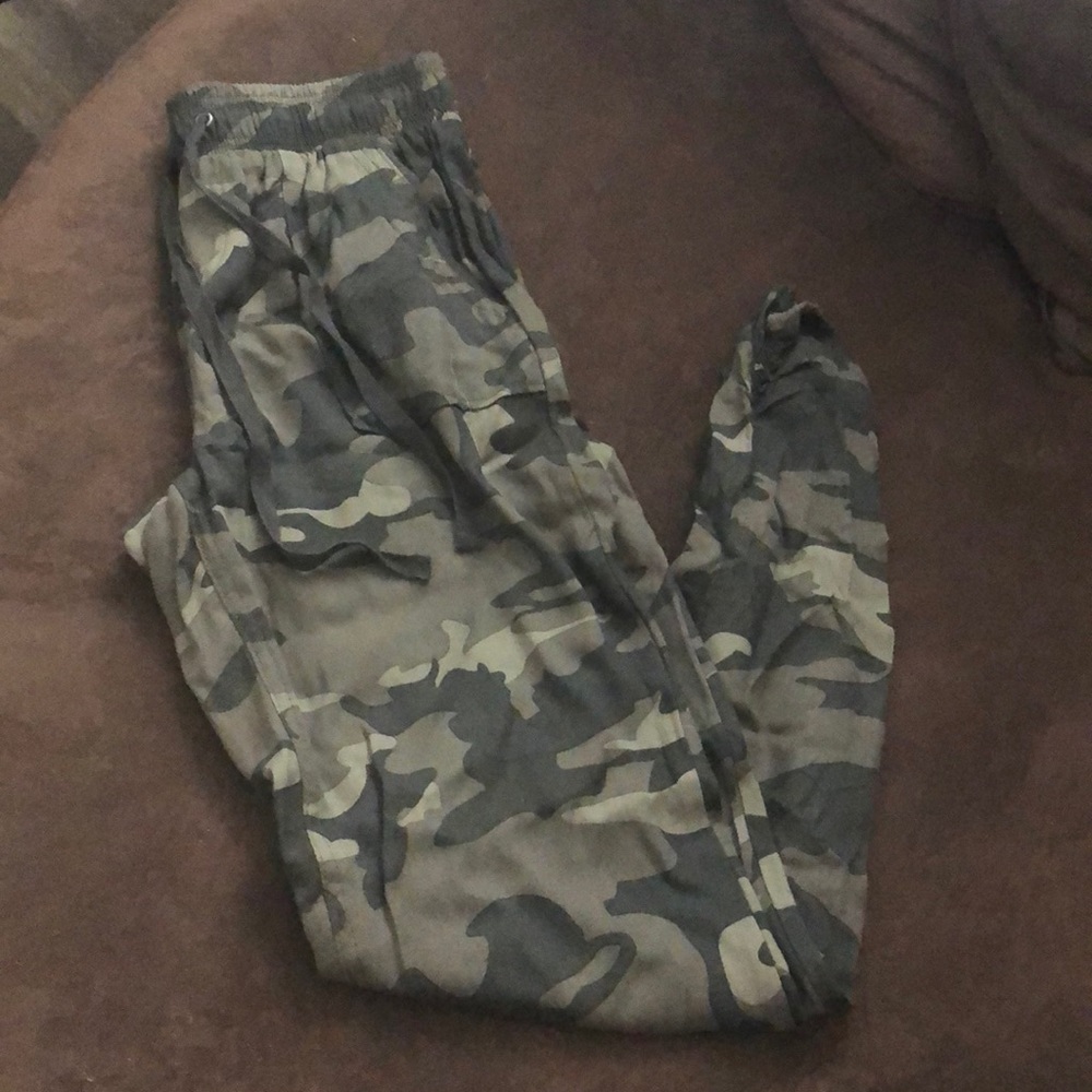 Rue 21 Joggers